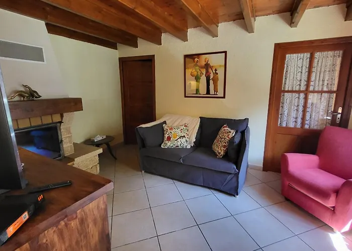 Сasa de vacaciones Maison De Village, A Cal Fourné Llo